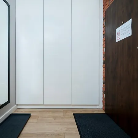 Urban Elegance Bliss By Bookinghost *