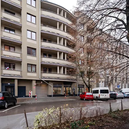 Urban Elegance Bliss By Bookinghost Apartment *