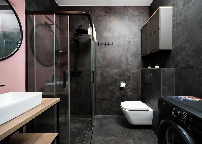 Urban Elegance Bliss By Bookinghost * Łódź